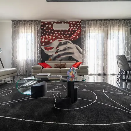 Апартаменты Mistica Space Реджонель-Эмилия