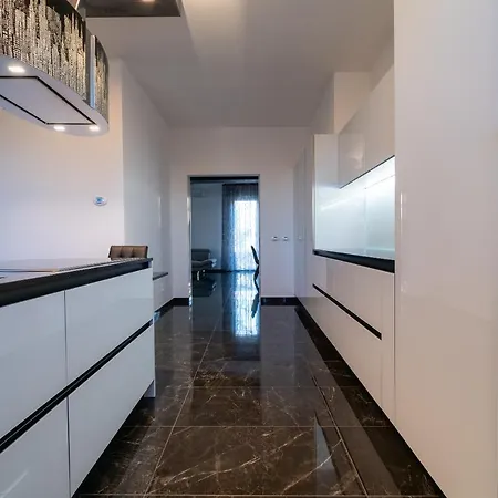 Mistica Space * Ρέτζιο Εμίλια