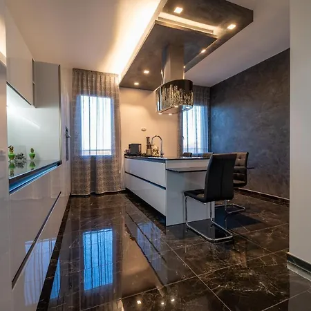 Mistica Space * Ρέτζιο Εμίλια