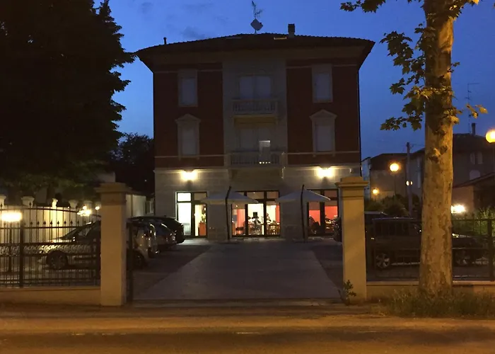 Apartament Mistica Space *